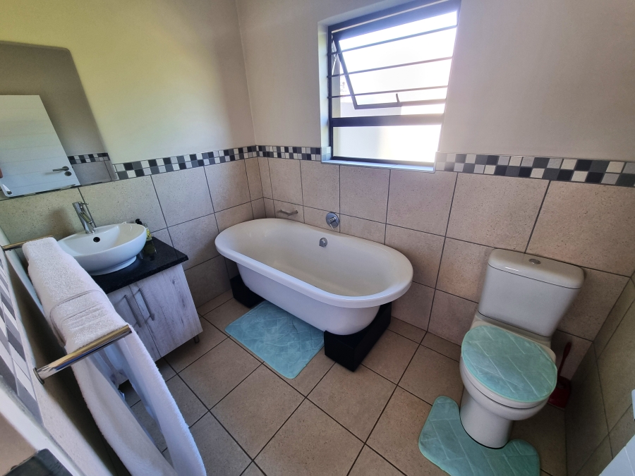 3 Bedroom Property for Sale in Ngwenya River Estate North West